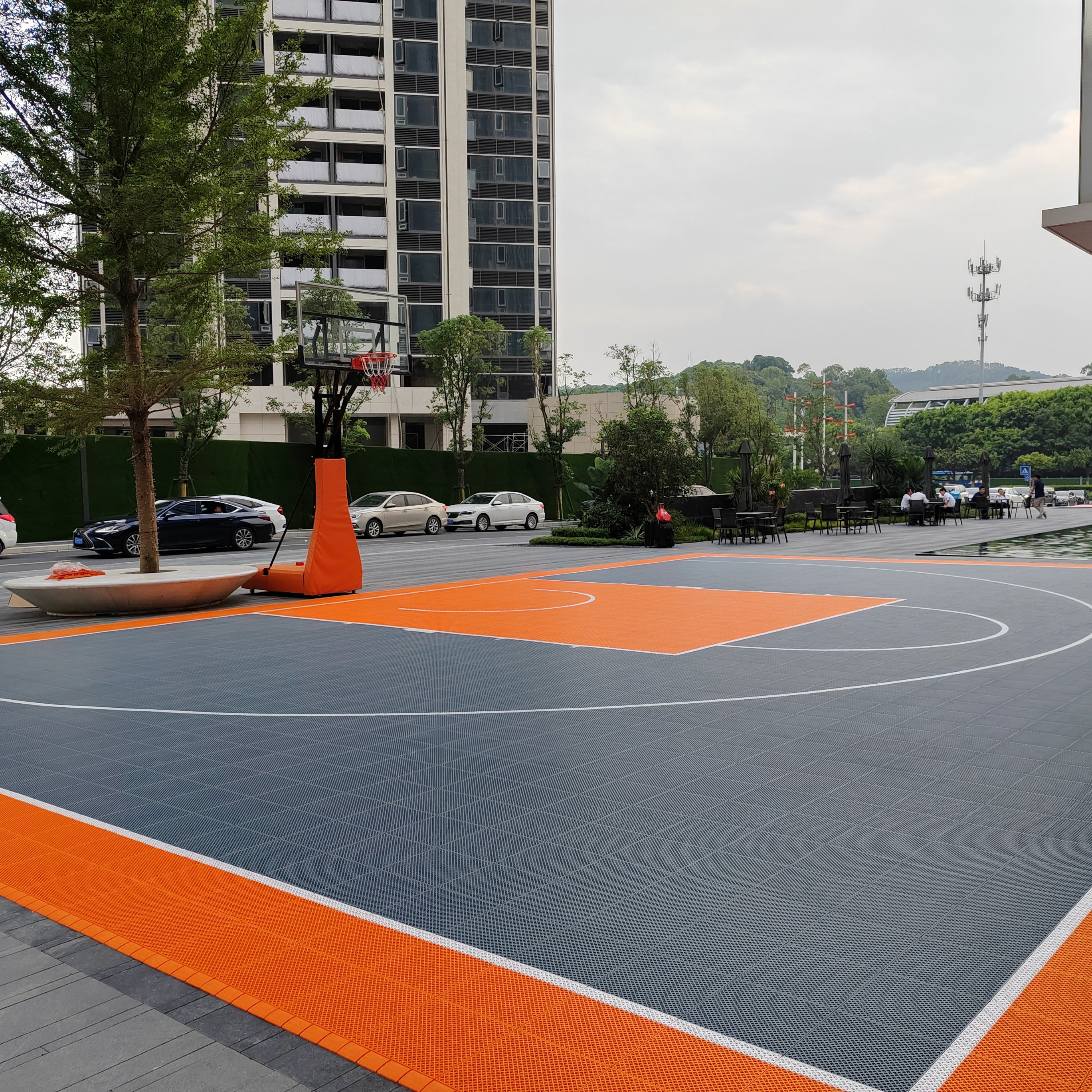 Outdoor Sport Floor Tiles - OEM Customized Indoor/Outdoor Antiskid Flat Interlocking
