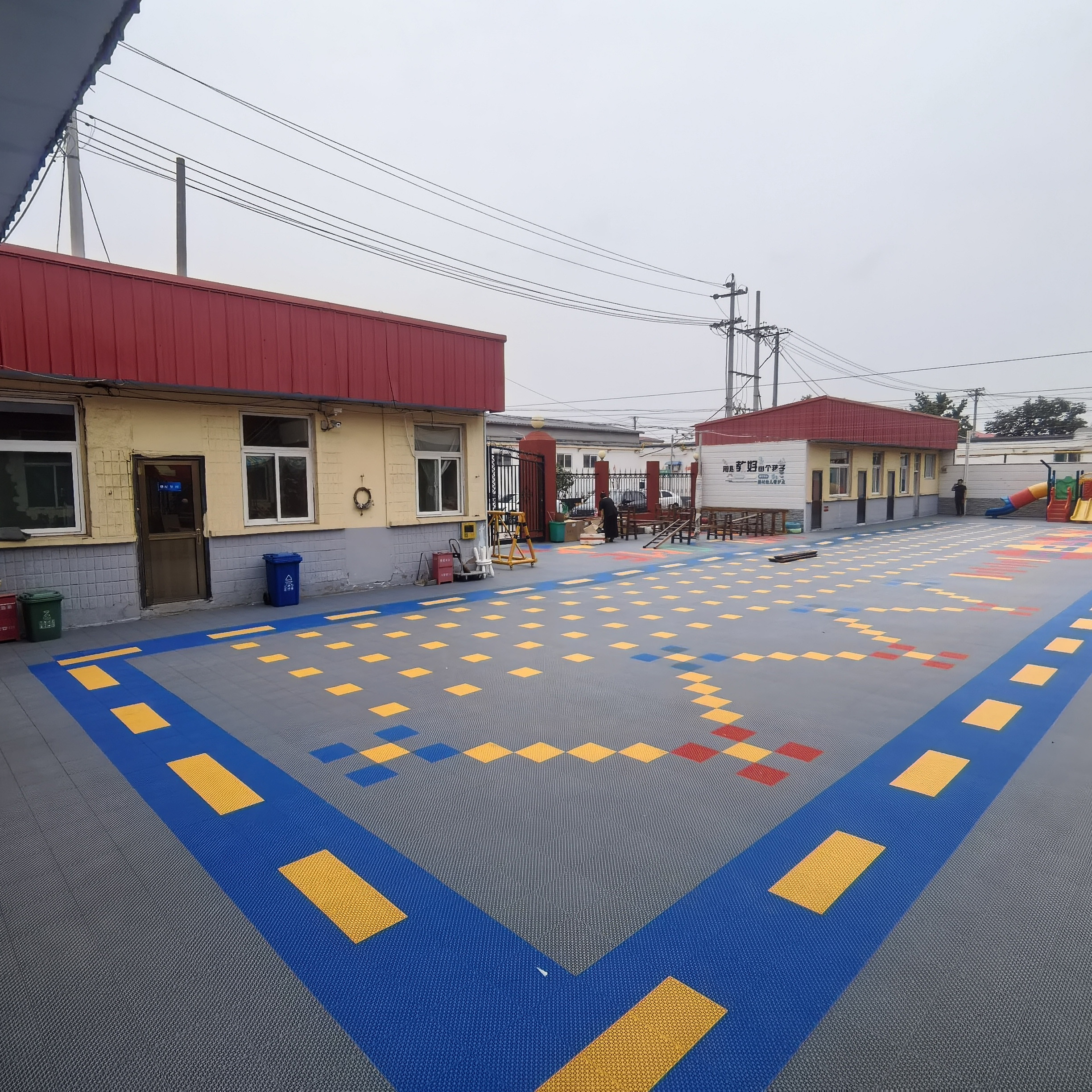 PP Plastic Custom Logo Outdoor - Outdoor Sport Floor Tiles avis et prix